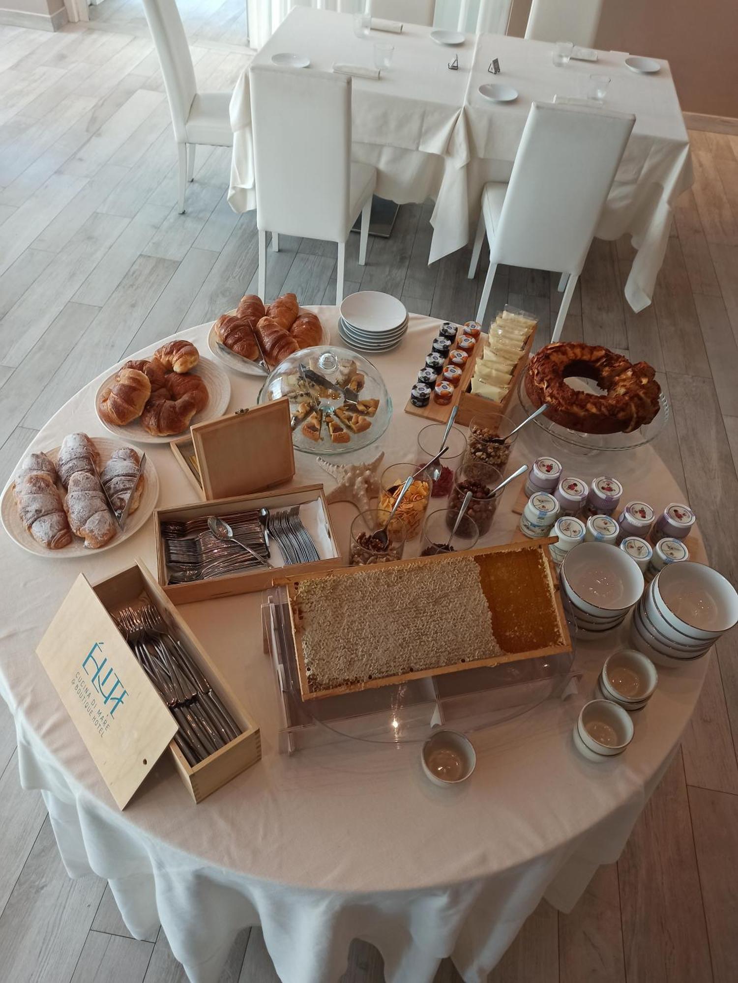 Elite Boutique Hotel Розето-дельи-Абруцци Экстерьер фото